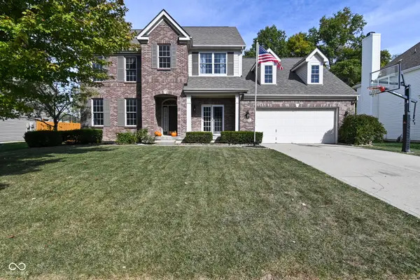 8988 Hearthstone Drive, Zionsville, IN 46077