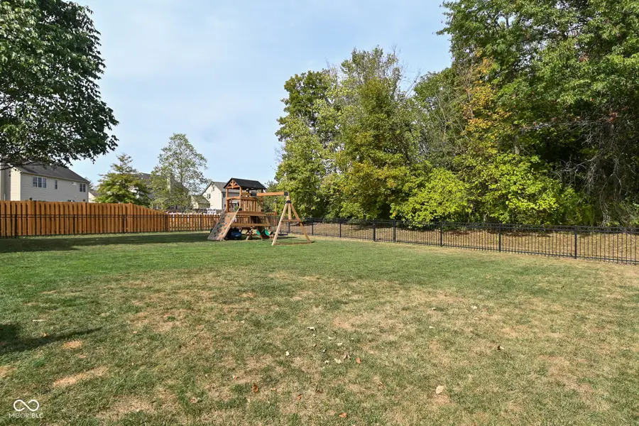 8988 Hearthstone Drive, Zionsville, IN 46077 - #3