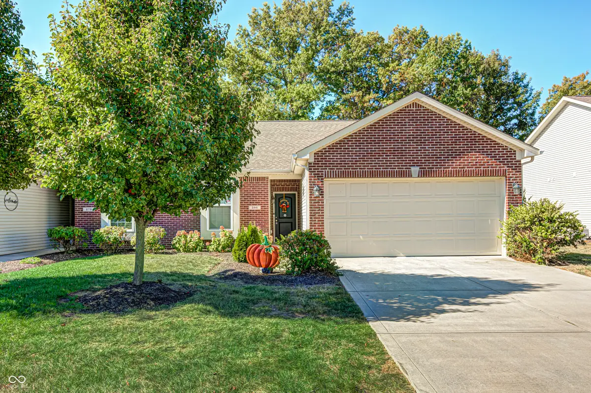 286 Angelina Way, Avon, IN 46123 - Image #1