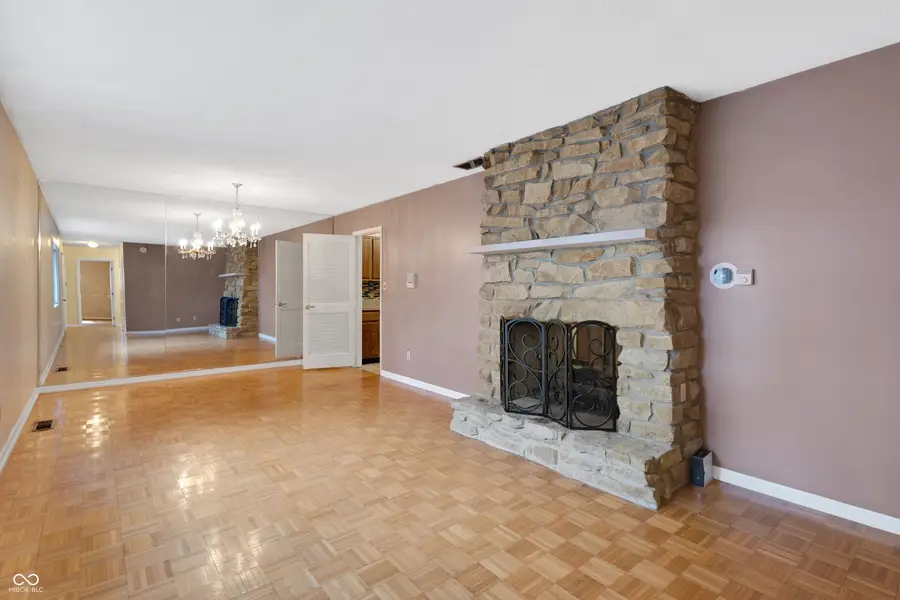 1146 Fairway Drive, Indianapolis, IN 46260 - Image #2