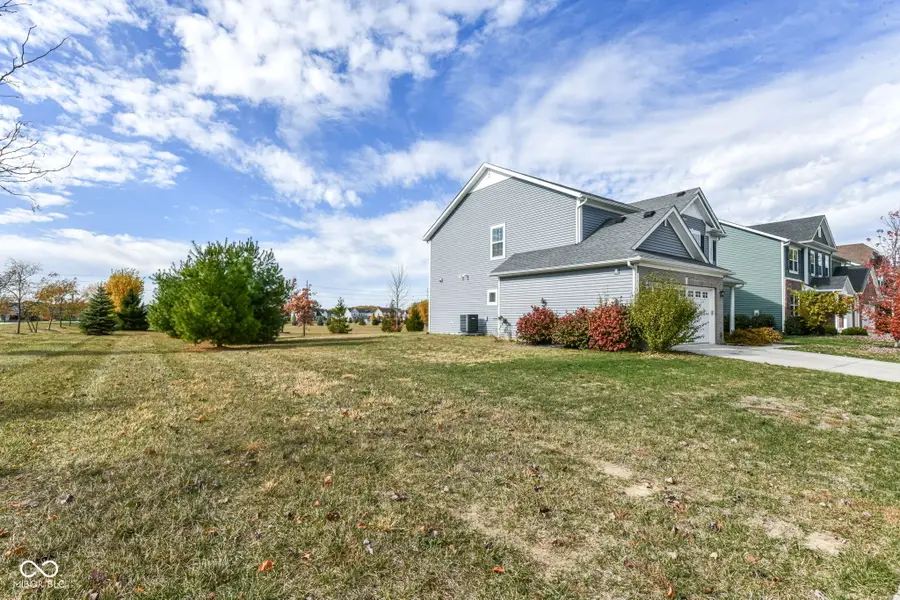 18372 Clayborne Drive, Westfield, IN 46074 - Image #2