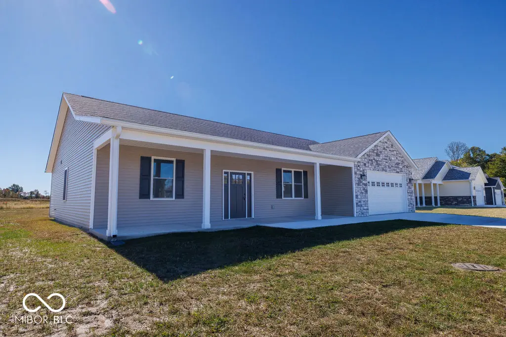 106 Pin Oak Road, Spencer, IN 47460 - Image #1