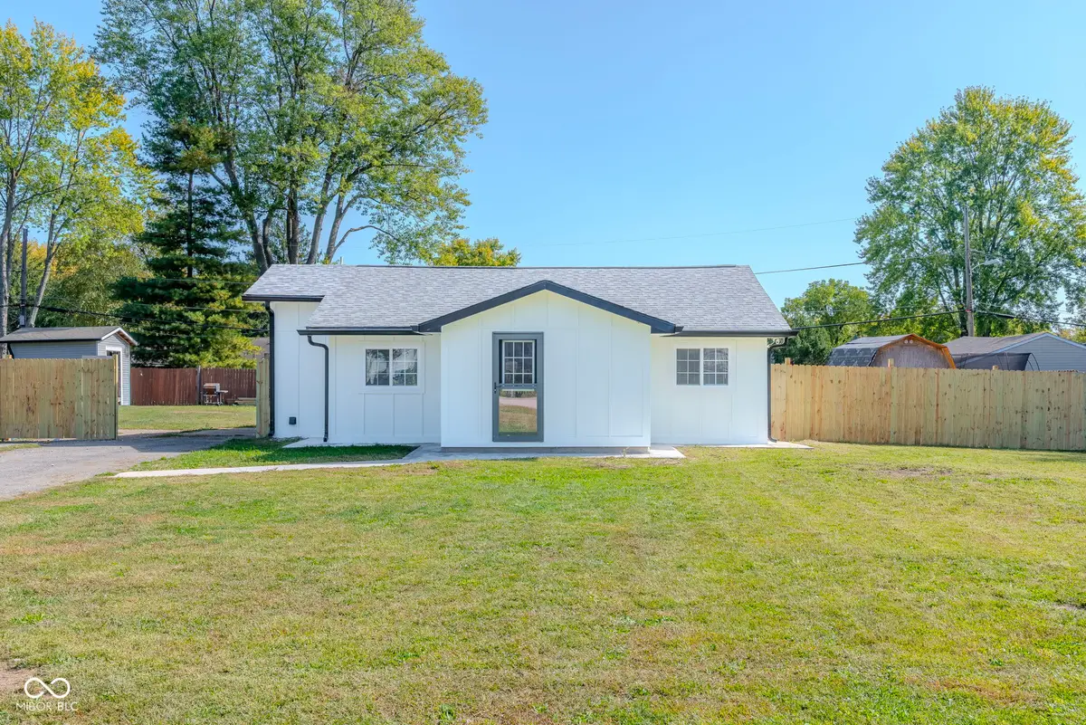 4221 S Lynhurst Drive, Indianapolis, IN 46221 - Image #1