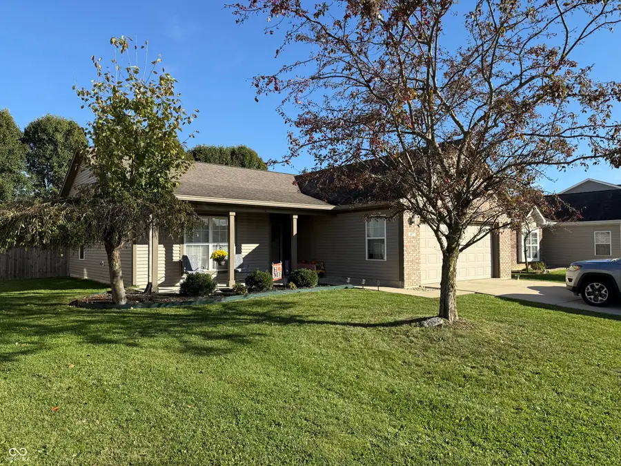 657 Gondola Run, Greenfield, IN 46140 - Image #2