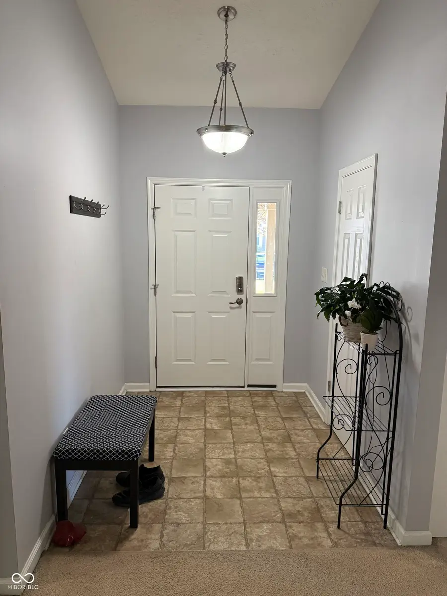 657 Gondola Run, Greenfield, IN 46140 - Image #3