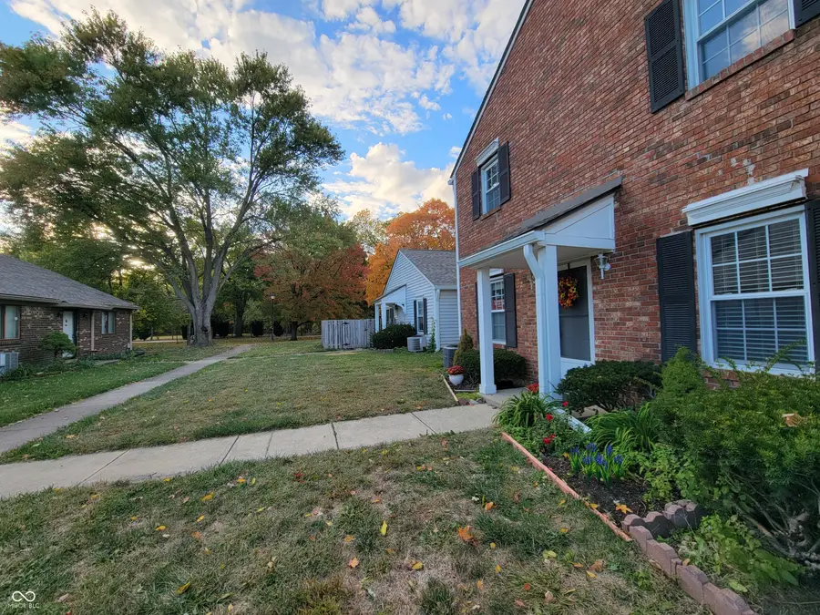 6068 Wingedfoot Court, Indianapolis, IN 46254 - Image #2