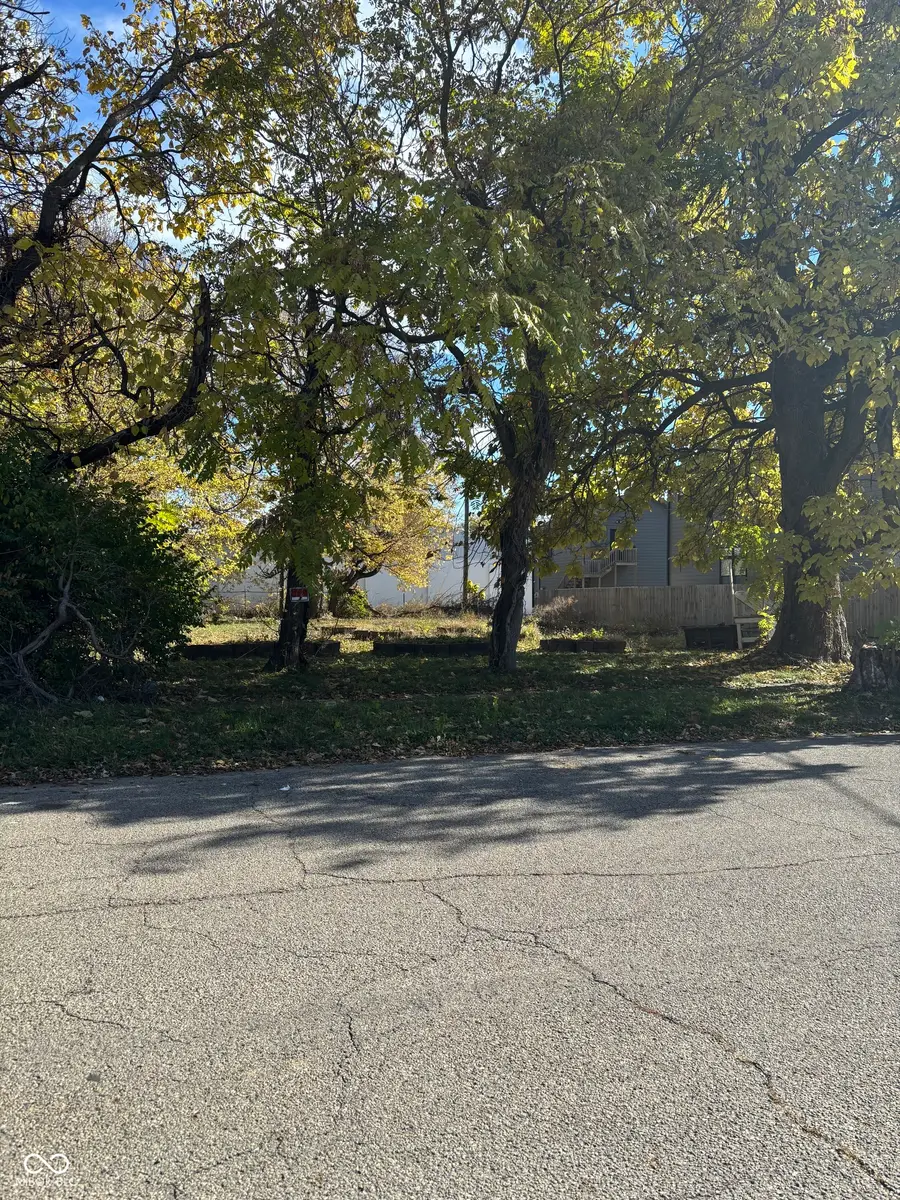 2065 Yandes Street, Indianapolis, IN 46202 - Image #2