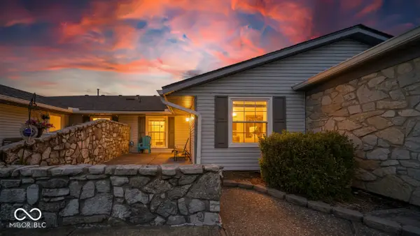 1001 Paradise Court #F, Greenwood, IN 46143