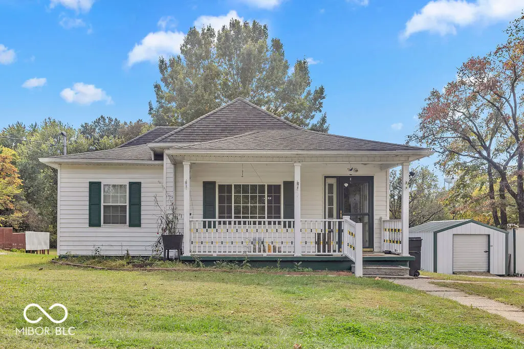 8056 E County Road 125 S, Dugger, IN 47848 - #1