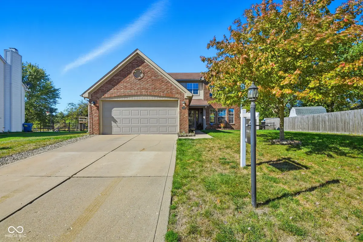 858 Austrian Way, Avon, IN 46123 - Image #1