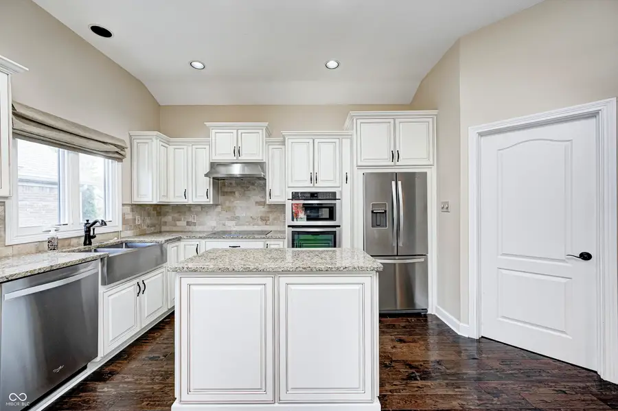 7248 River Glen Drive, Fishers, IN 46038 - Image #2