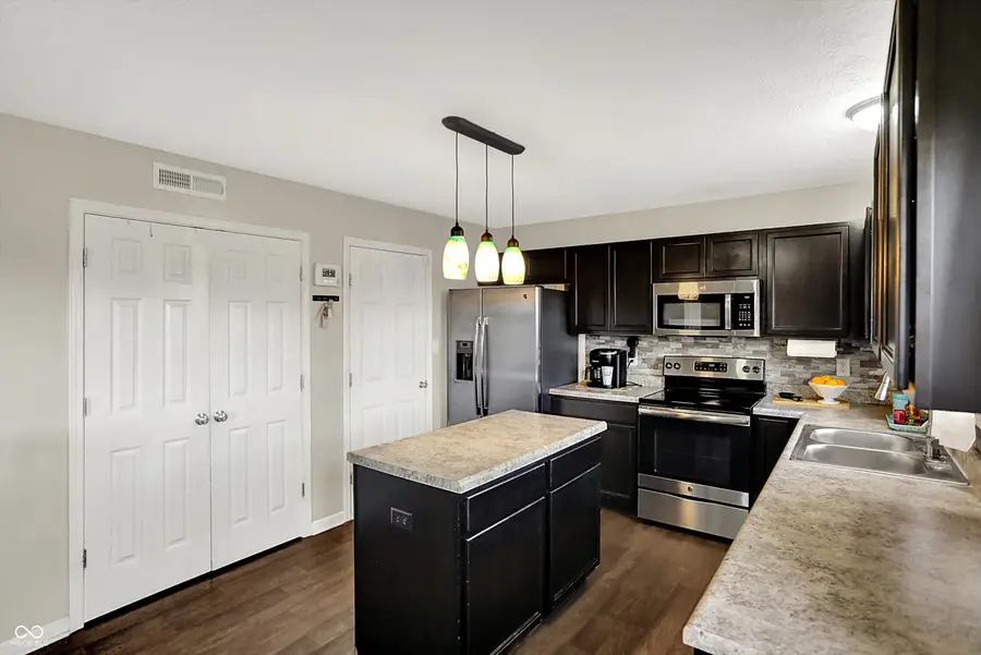 2843 Ludwig Drive, Indianapolis, IN 46239 - Image #2