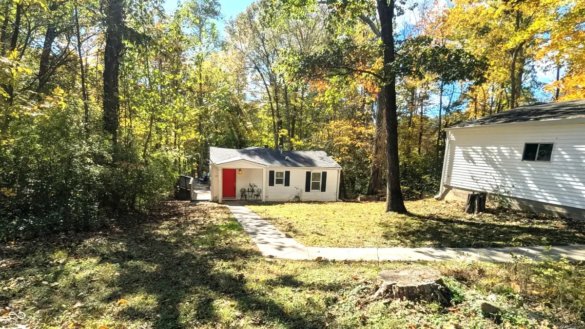 469 W Hinshaw Drive, Nineveh, IN 46164 - Image #1