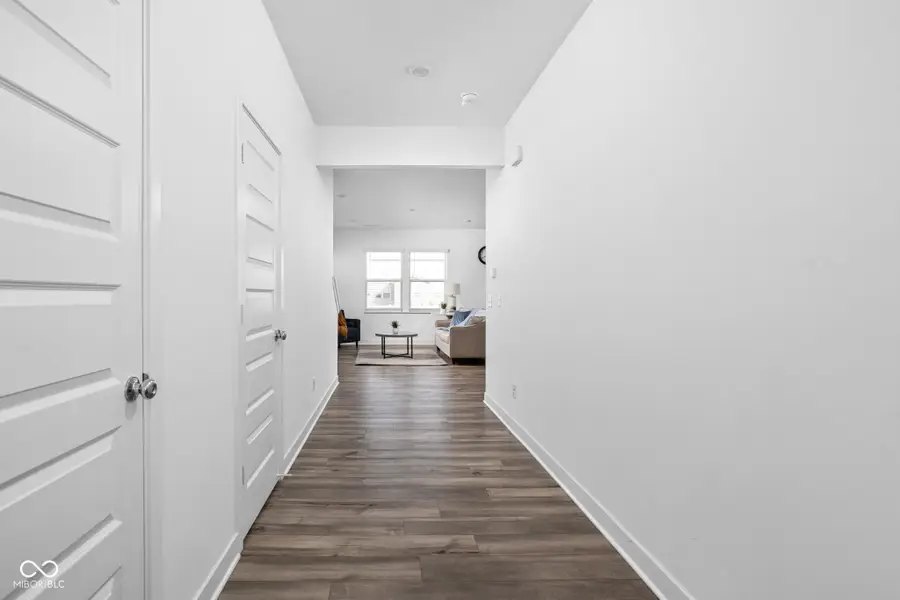 6831 Orchard Run Circle, Whitestown, IN 46075 - Image #3