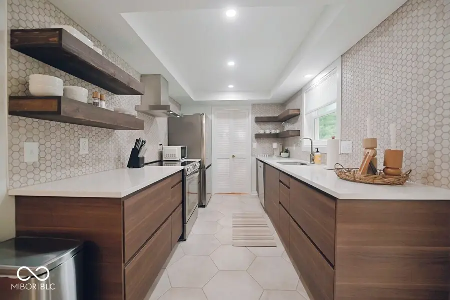 13165 Allisonville Road, Fishers, IN 46038 - Image #2