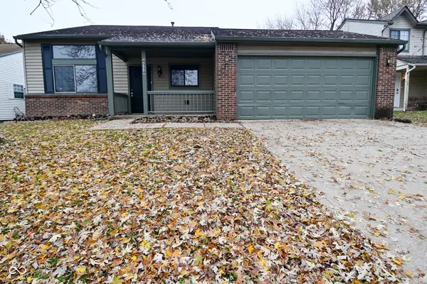 4114 Luxembourg Circle E, Indianapolis, IN 46228