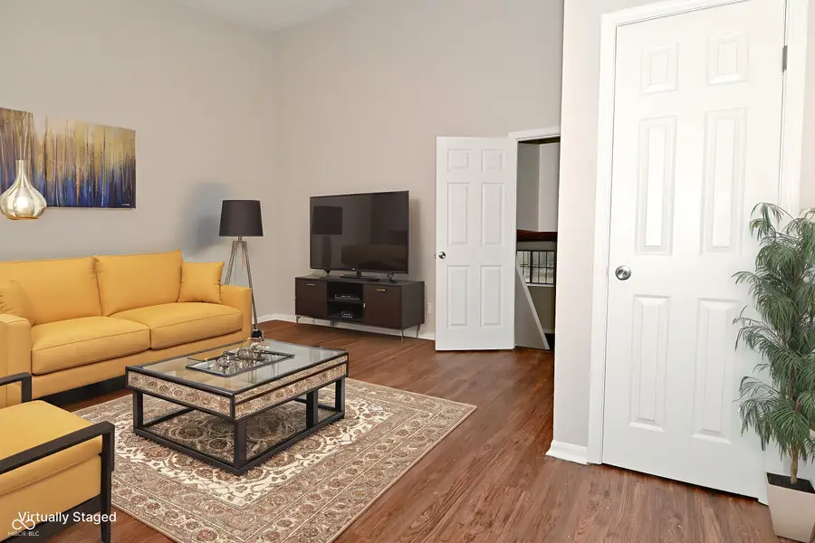 4114 Luxembourg Circle E, Indianapolis, IN 46228 - Image #2