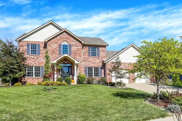 224 W Stoney Trail, Greenfield, IN 46140