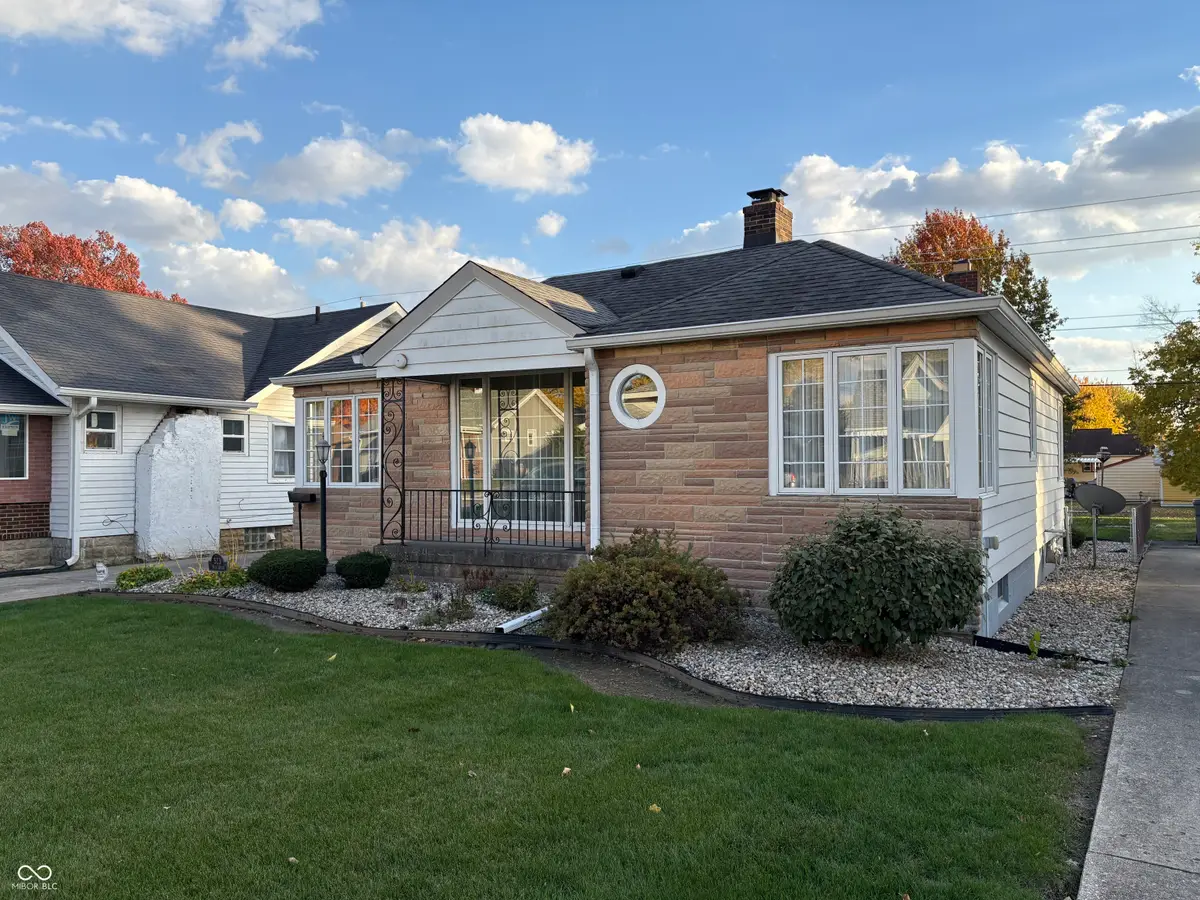 523 E Mills Avenue, Indianapolis, IN 46227 - Image #1