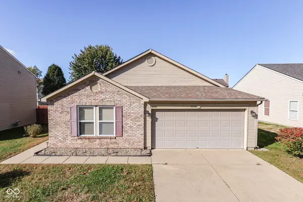 5712 Grassy Bank Drive, Indianapolis, IN 46237