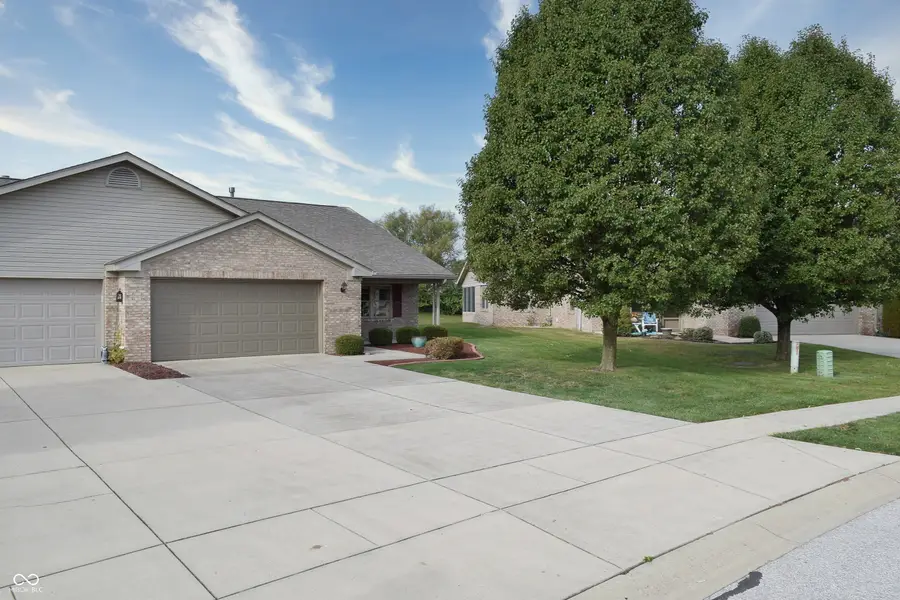1742 Magnolia Drive, Greenwood, IN 46143 - Image #3