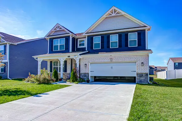 230 Walker Drive, Whiteland, IN 46184