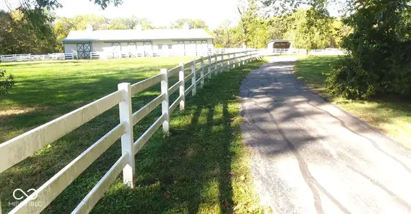 742 S Mutz Drive, Columbus, IN 47201