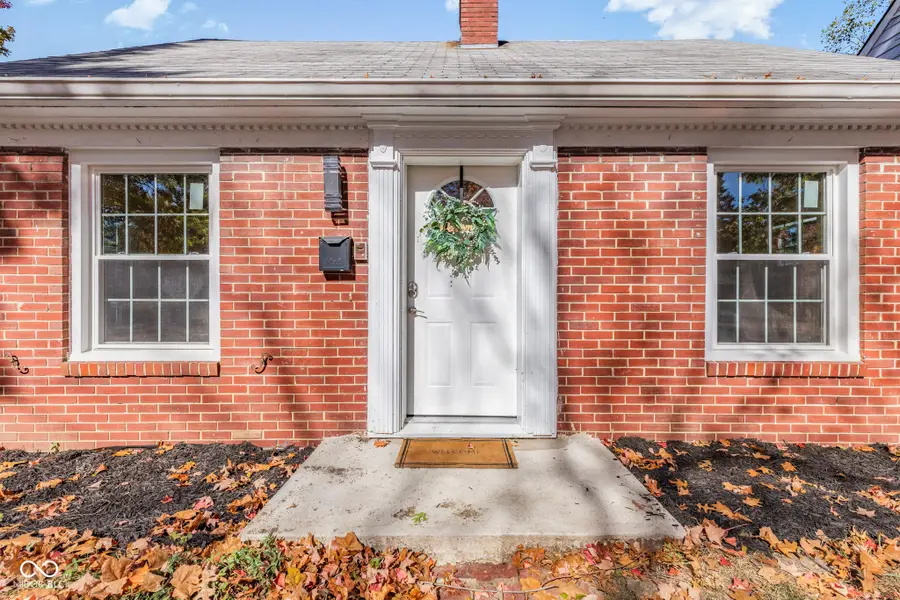 1230 Kessler Boulevard East Drive, Indianapolis, IN 46220 - Image #2