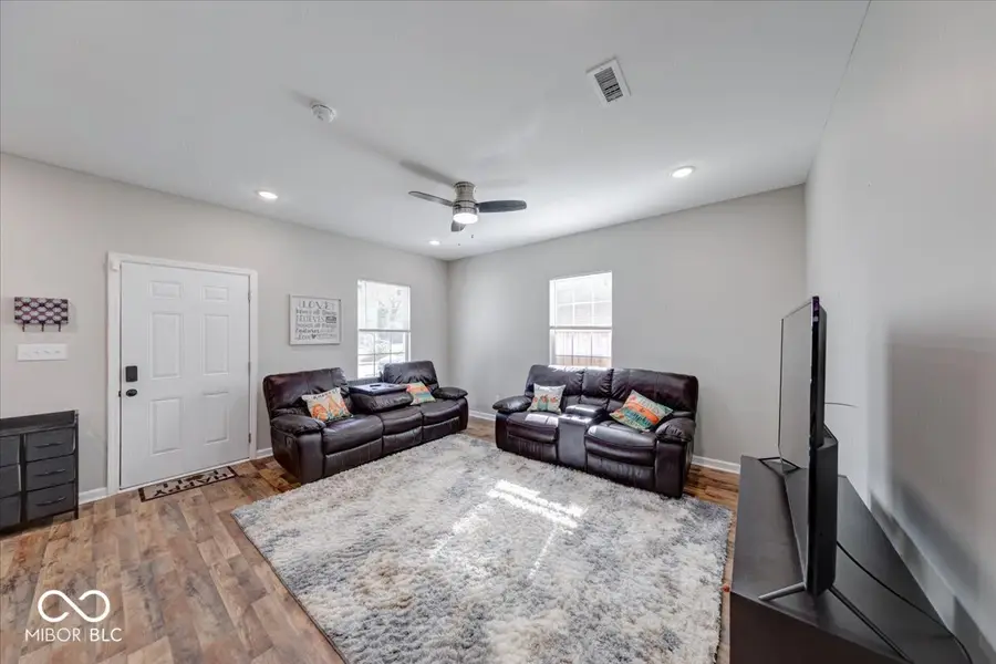 1616 Quill Street, Indianapolis, IN 46203 - Image #2