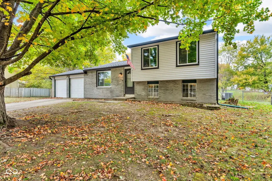 7728 Opelika Court, Indianapolis, IN 46217 - Image #2