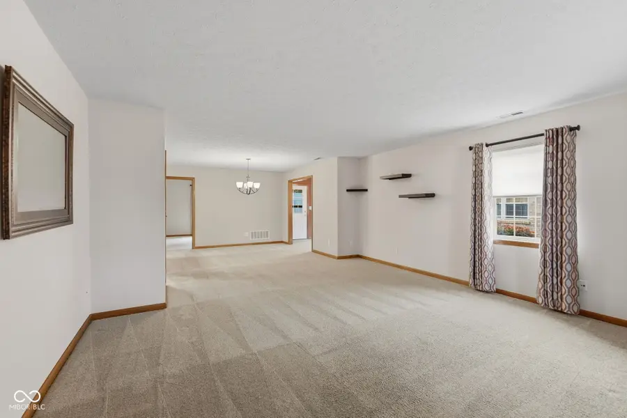 1669 Magnolia Drive, Greenwood, IN 46143 - Image #3