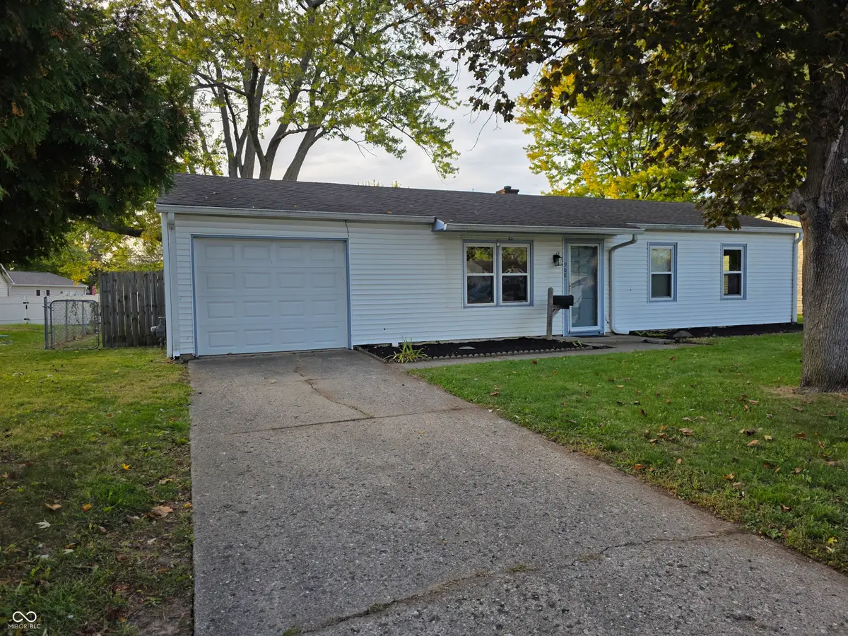 908 School Street, Greenfield, IN 46140 - Image #1