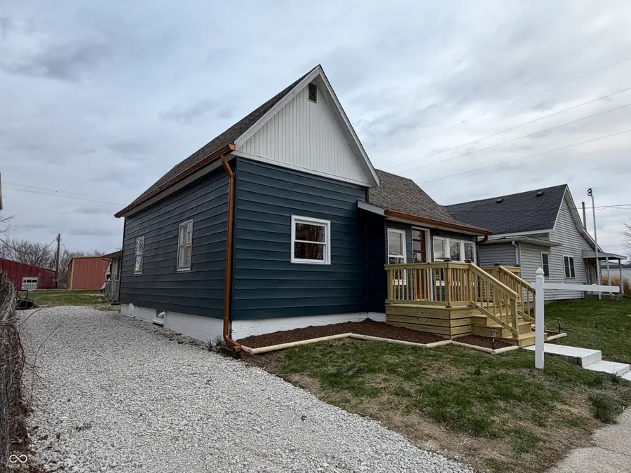 10 W Washington Street, Roachdale, IN 46172 - #3