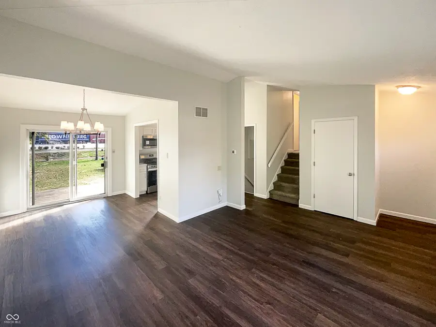 527 S Grant Street, Brownsburg, IN 46112 - Image #3