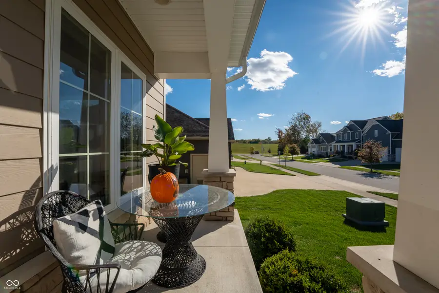 5229 Stonehaven Lane, Columbus, IN 47201 - Image #3