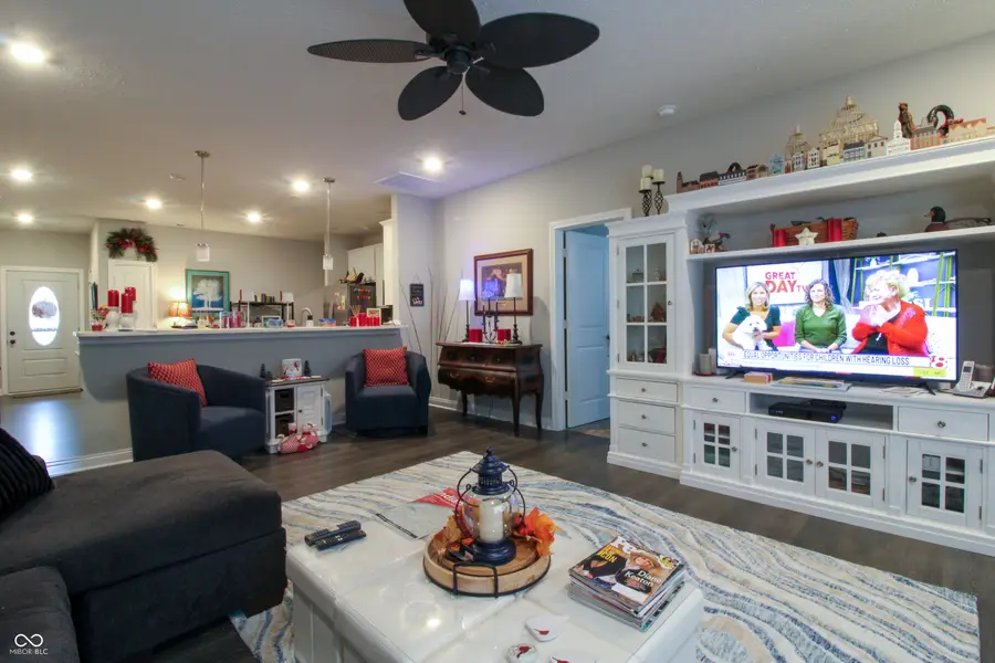 914 Ridge Rock Lane, Bargersville, IN 46106 - Image #3