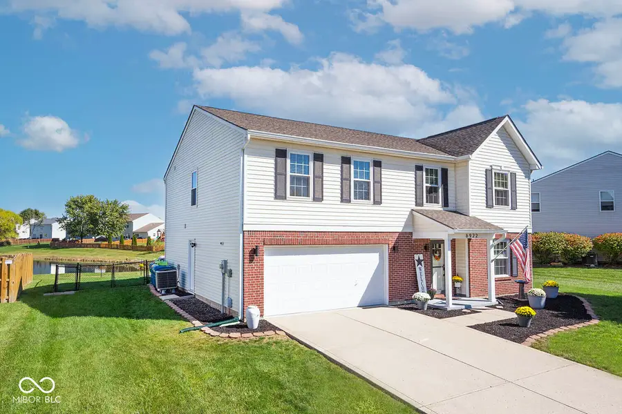 6922 W Briarwood Boulevard, New Palestine, IN 46163 - Image #3