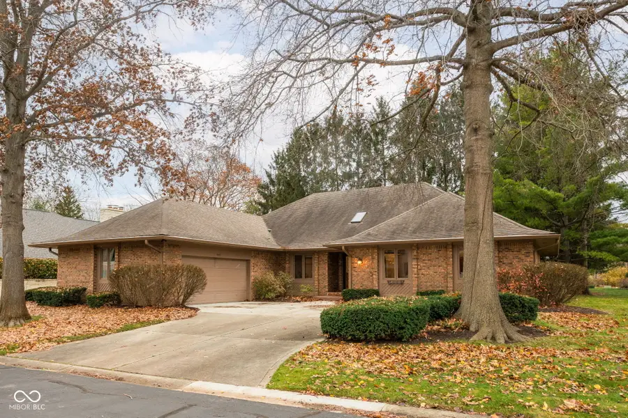 947 Tamarack Circle North Drive, Indianapolis, IN 46260 - Image #2