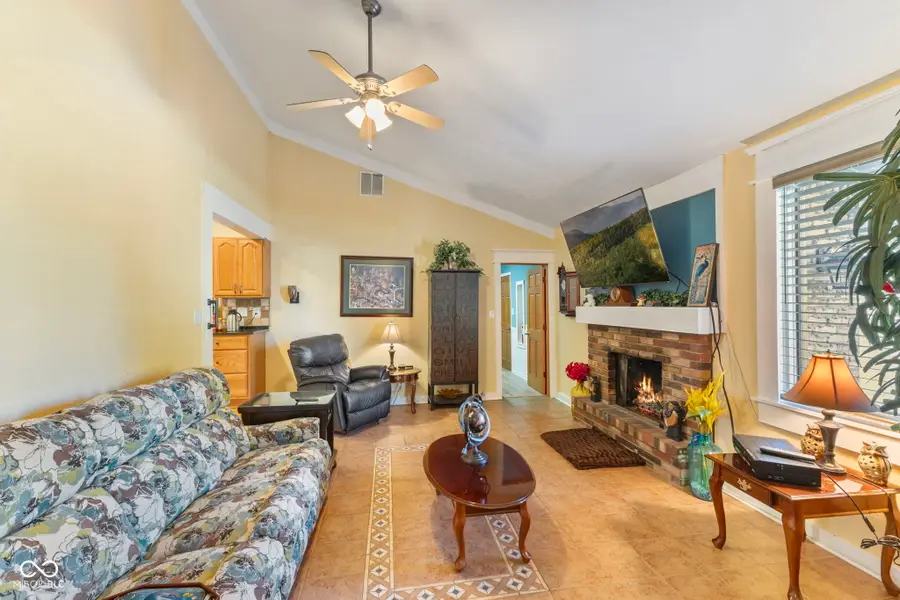 751 Lindenwood Drive, Greenwood, IN 46142 - Image #3