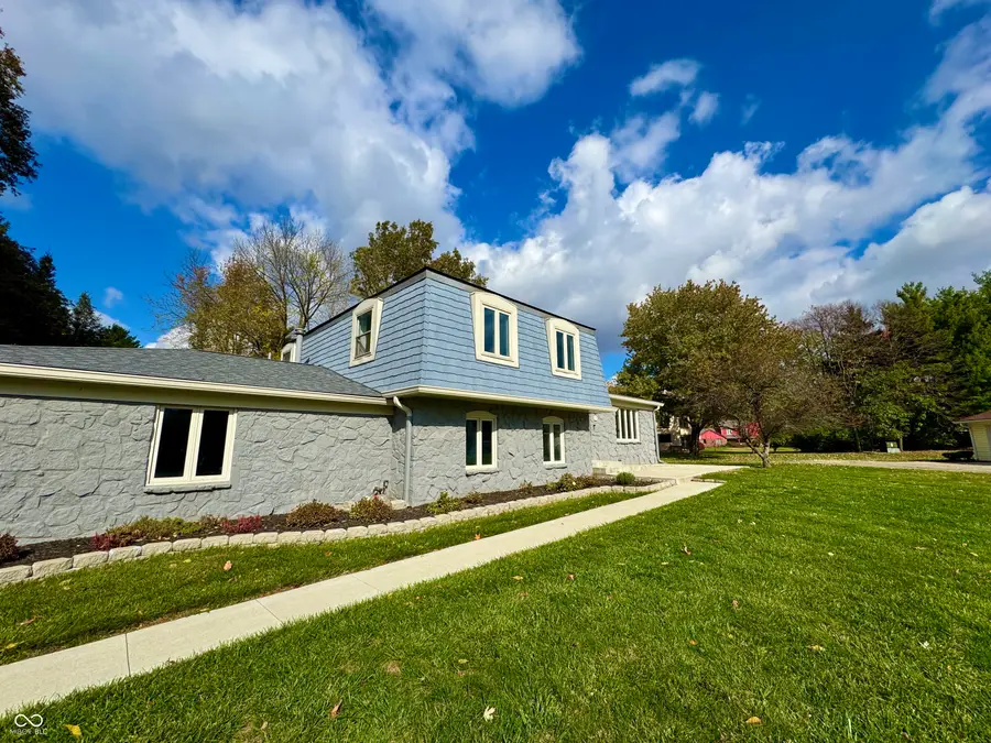 21 Bluebird Court, Greenfield, IN 46140 - Image #2