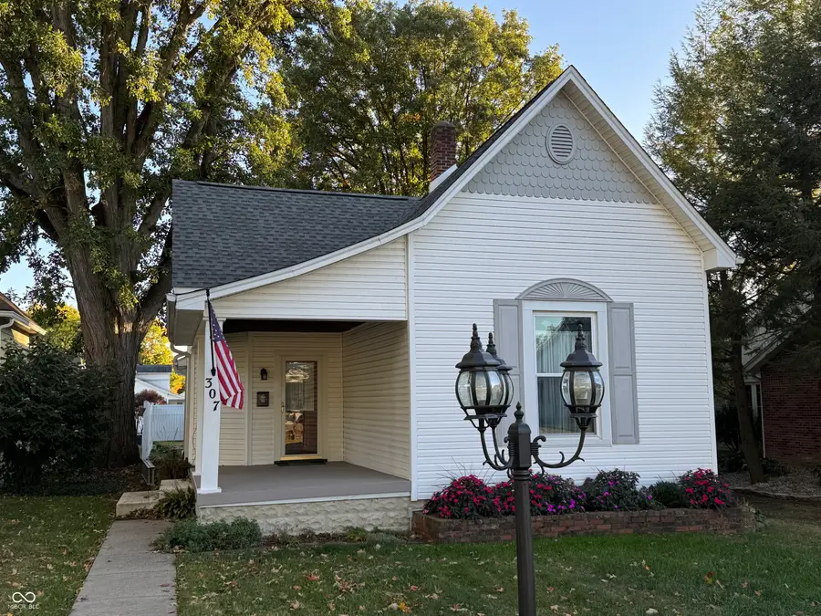 307 W Adams Street, Tipton, IN 46072 - Image #2
