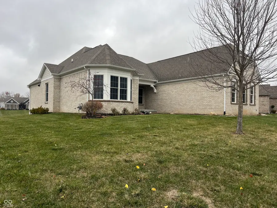 5218 Sweetwater Drive, Noblesville, IN 46062 - Image #2