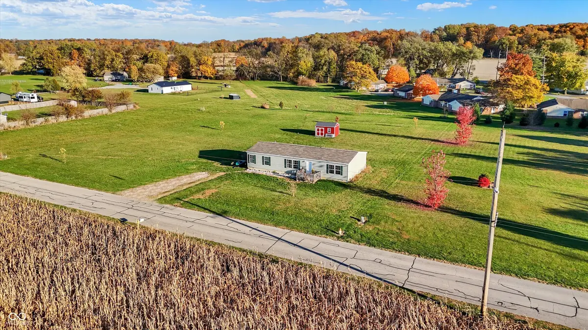 717 Henley Avenue, Carthage, IN 46115 - #1