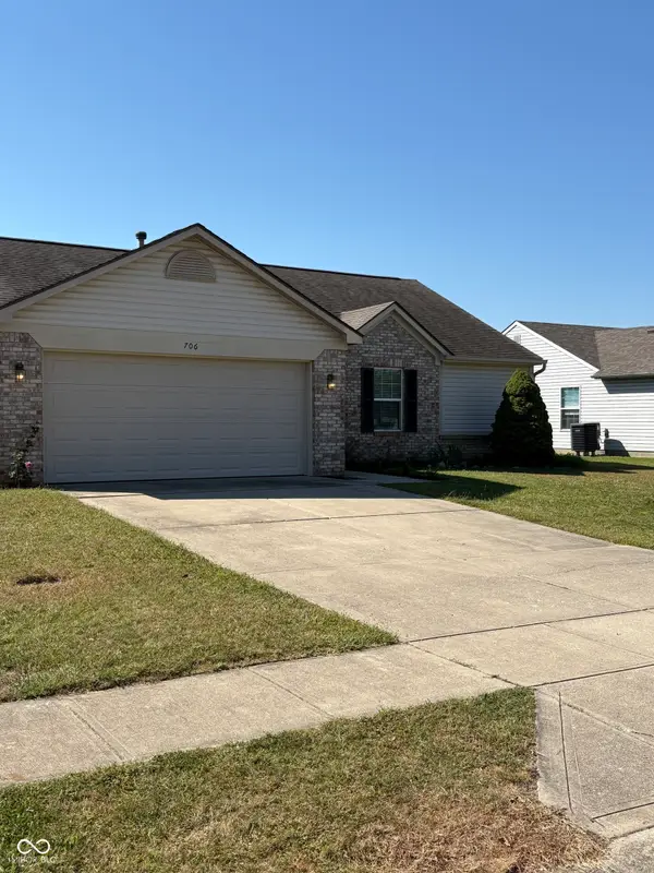 706 Lighthouse Drive, Fortville, IN 46040