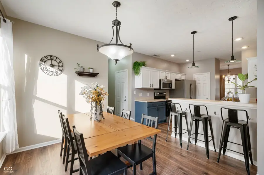 12711 Geist Cove Drive, Indianapolis, IN 46236 - Image #2