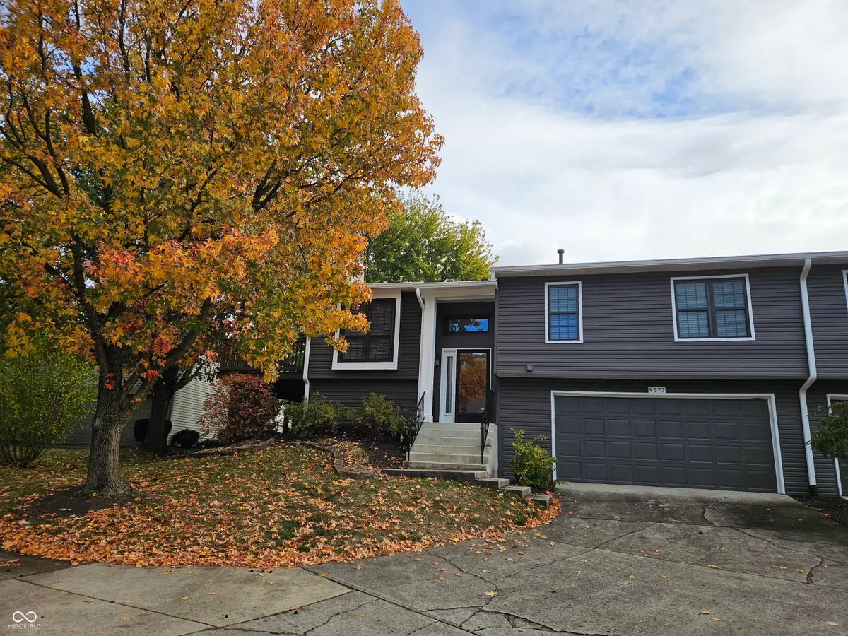 9577 Bay Vista West Drive, Indianapolis, IN 46250 - Image #1