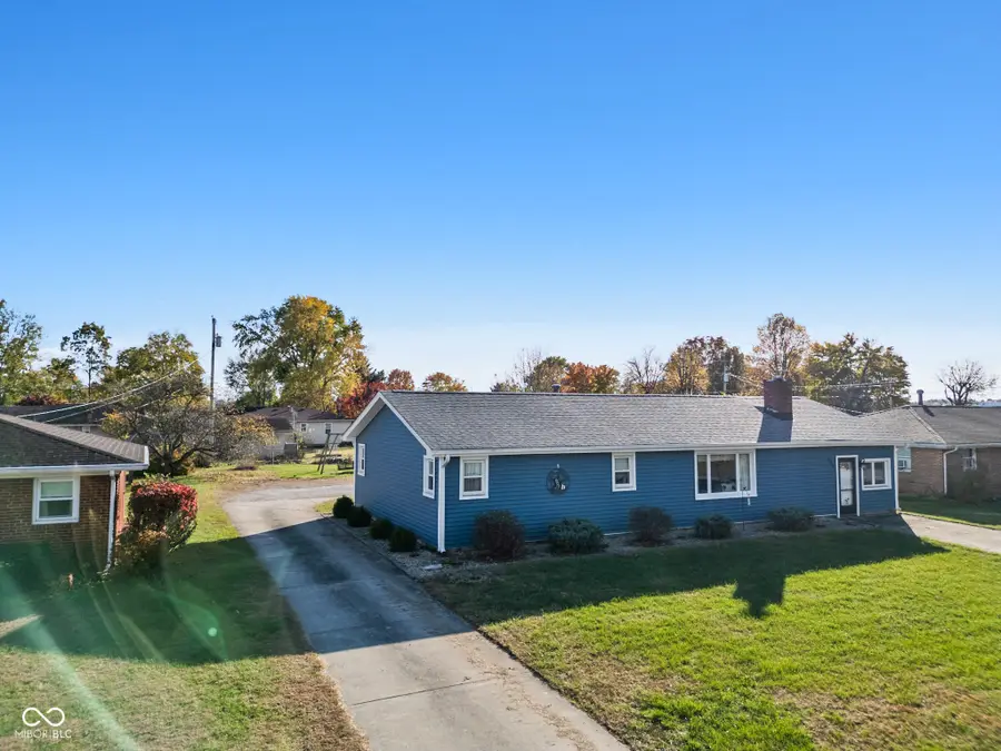 619 Falcon Drive, Columbus, IN 47201 - Image #3