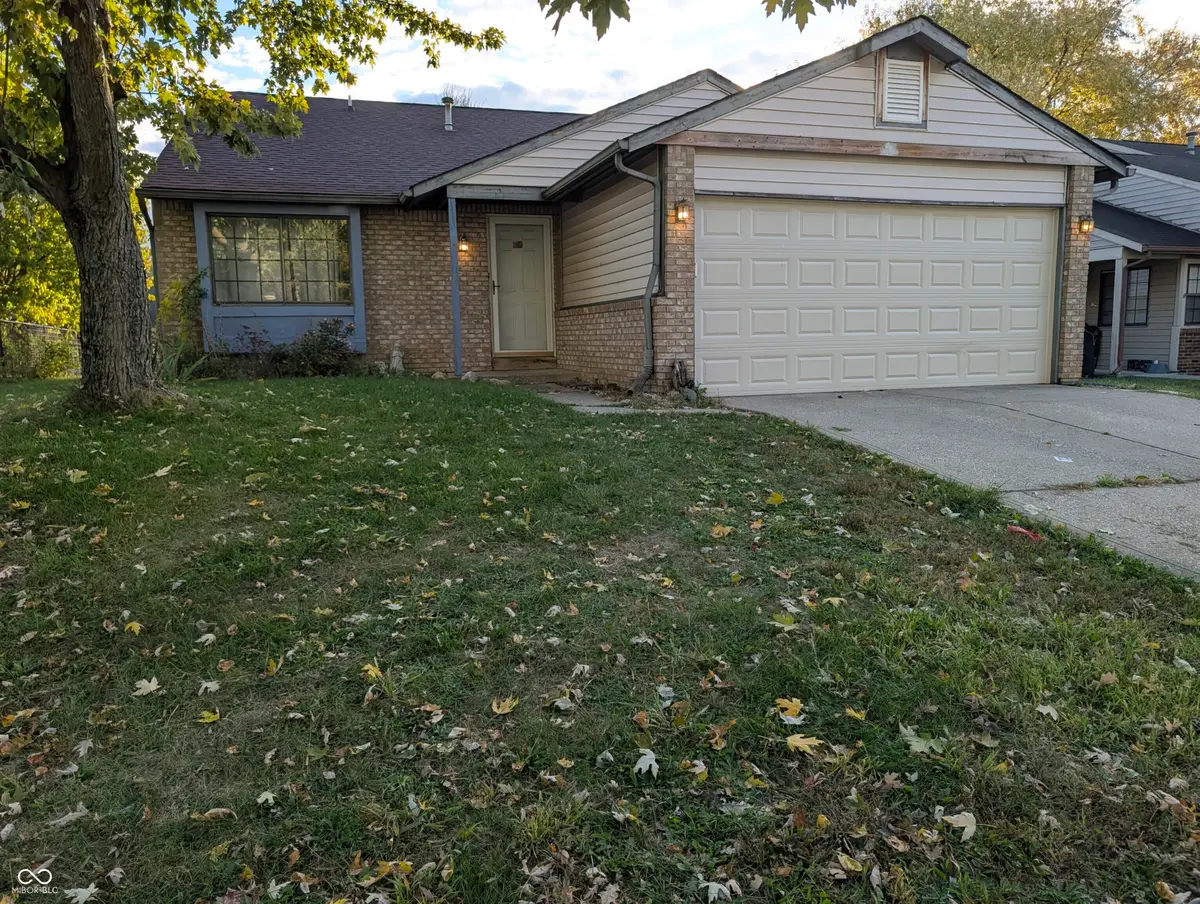 4117 Luxembourg Circle E, Indianapolis, IN 46228 - Image #1