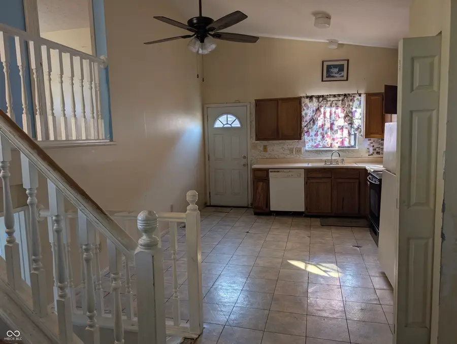 4117 Luxembourg Circle E, Indianapolis, IN 46228 - Image #3