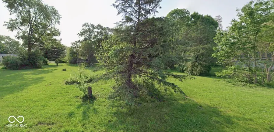 5465 S Greenfield Street, Fountaintown, IN 46130 - Image #2